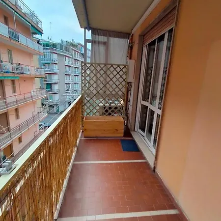 Appartamento Vacanze Per Una Sanremo Comoda * سانريمو